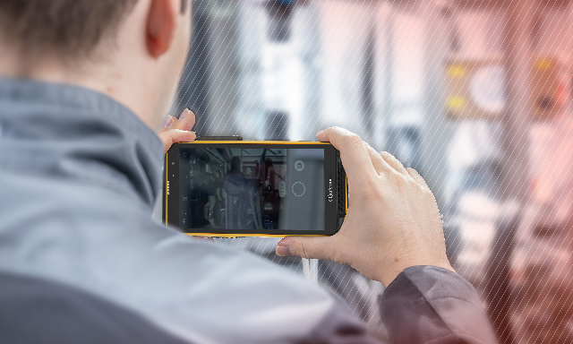 Nouveau IS880.2 d'I.Safe : le smartphone ATEX Zone 2/22 - MCPTTstore
